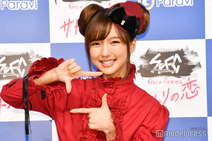 真野 恵里菜 リフティング