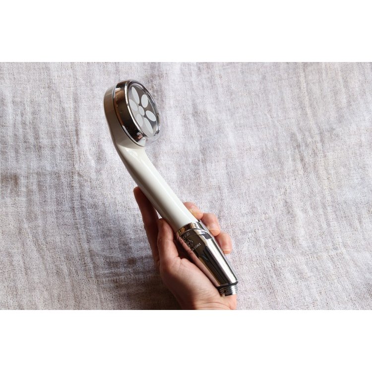 ナノ フェミ ラス ライト