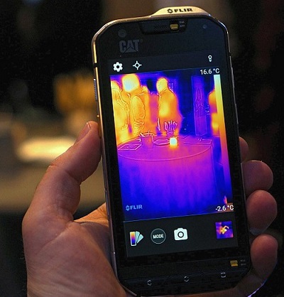 キャタピラー スマホ