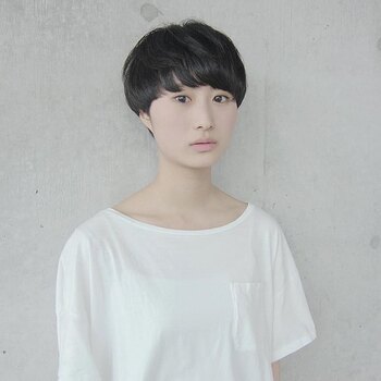 50 代 髪型 ショート 前髪 あり