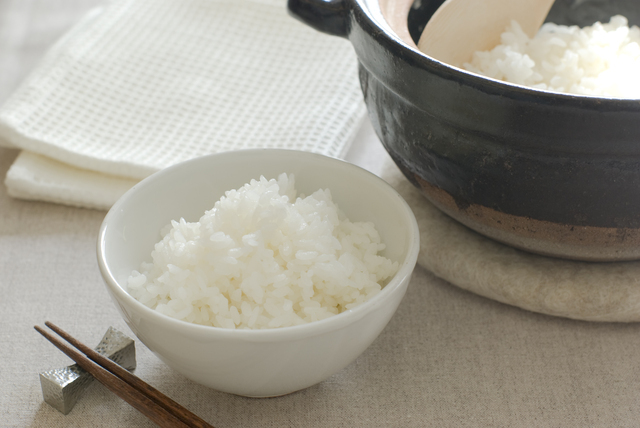 土鍋 で ご飯 を 炊く 方法