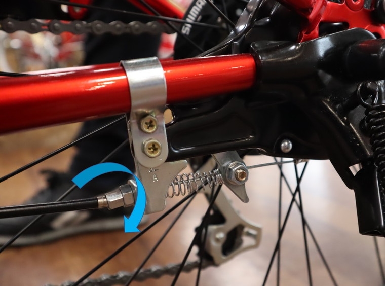 自転車 フロントブレーキ 調整