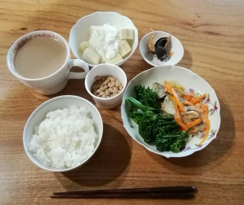 黒 にんにく を 食べ て は いけない 人